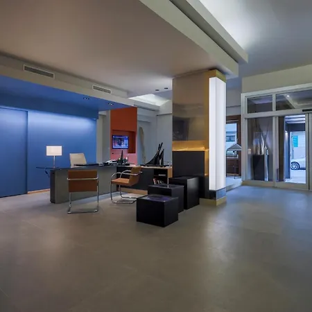 Отель Velino 4*