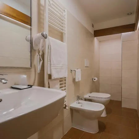 Velino 4*