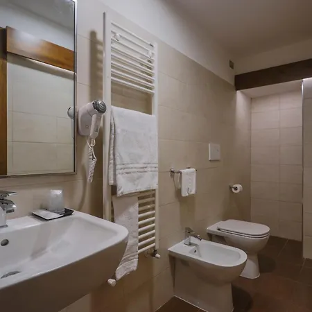 Velino 4*