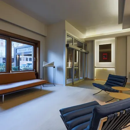 Отель Velino Авеццано